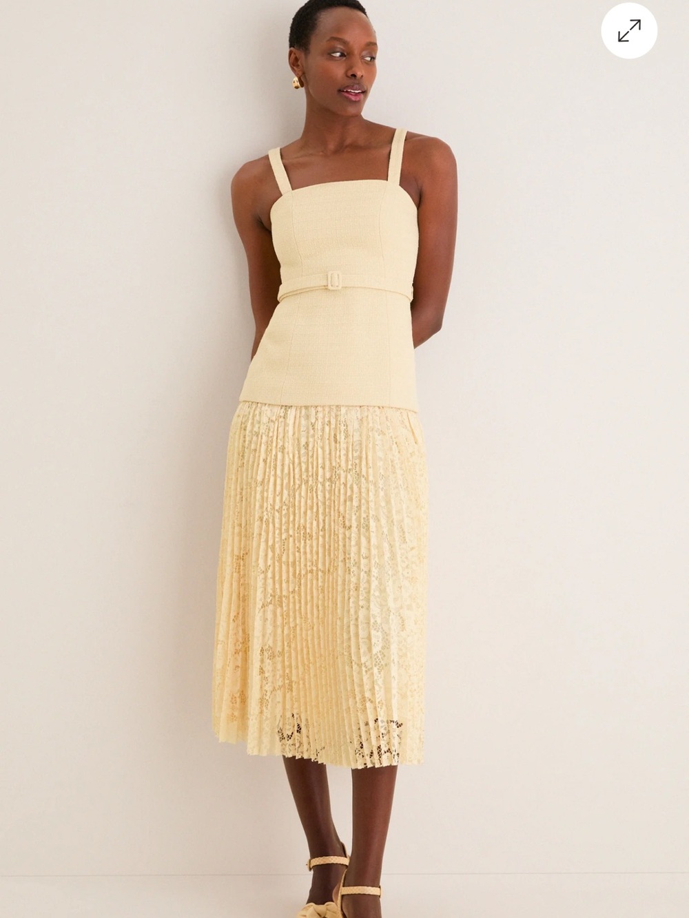 Astr The Label Caitlin Midi Dress -NEW WITH TAGS - Picture 6 of 8